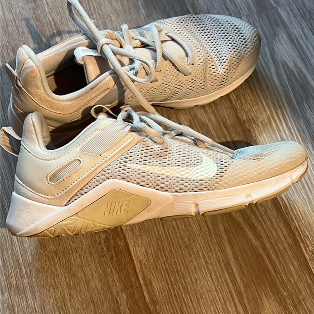 Women’s Nikes